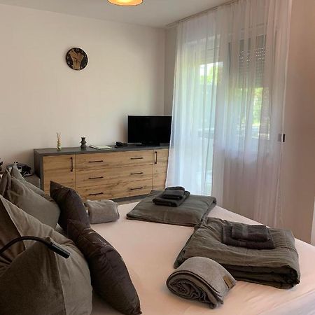Aron Apartman-Залакарош Екстер'єр фото