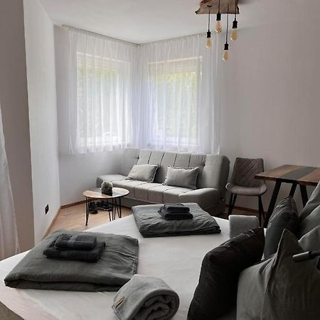 Aron Apartman-Залакарош Екстер'єр фото